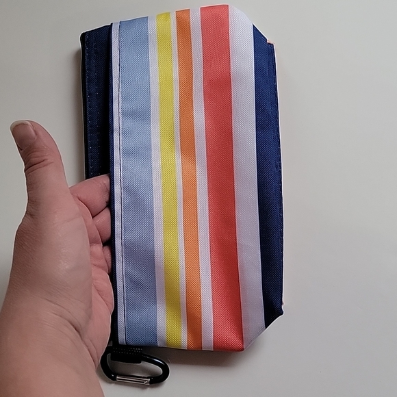 Thirty-one Clear Clip Pouch - Vista Stripe - Picture 4 of 8